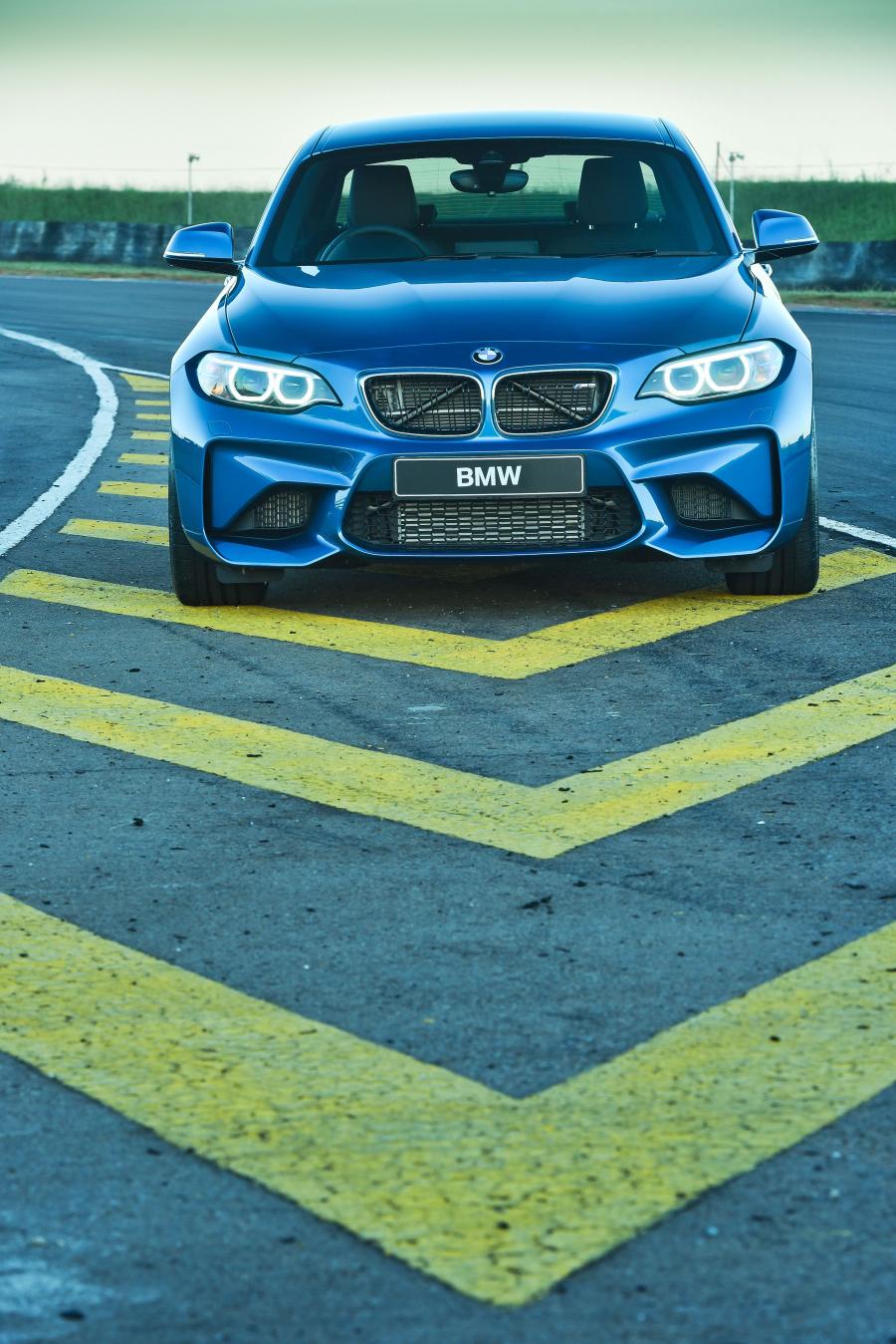  BMW M2 Coupe 2016 года  (ZA) (фото 28 из 30)